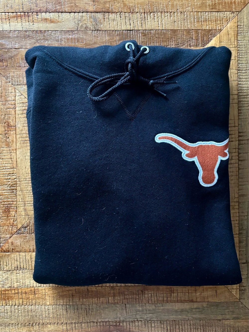 NCAA TEXAS PULLOVER HOODIE. Men’s M. Russell Athletic Black
